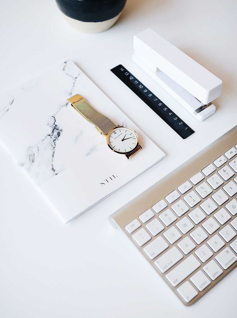 marissa-grootes-hHLL81kxEPo-unsplash-edit